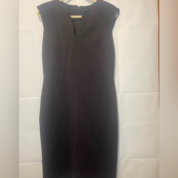 SLNY, Elegant Black Sleeveless Dress - Picture 2 of 10